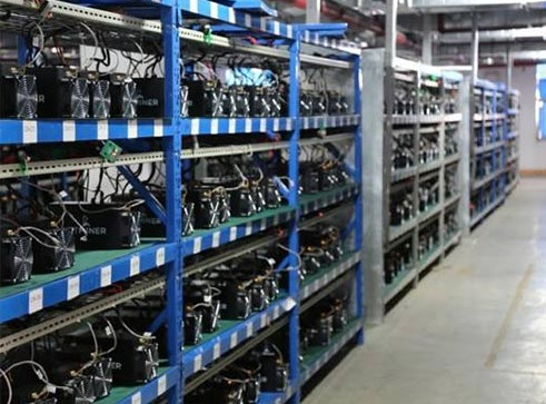 104t Blockchain Bitcoin Miner Machine Stock New Bitmain Antminer S19PRO 110t