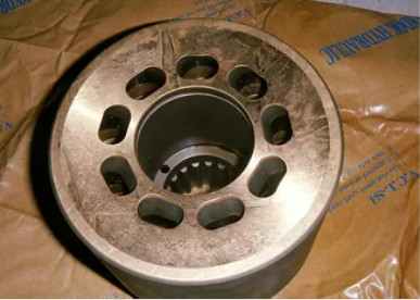 PC300-6 Excavator Hydraulic Pump HPV132 Cylinder Block 708-2H-04140