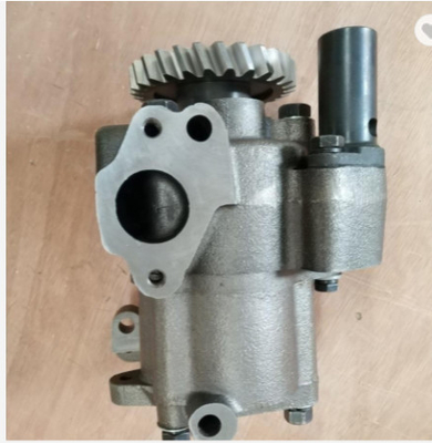 PC650 S6D155 Diesel Engine Parts Oil Pump 6128-52-1013