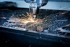 2022 High quality new fiber laser cutter machine small laser cutter