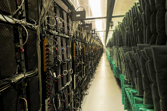 Units Bitcoin Miner Cryptocurrency Sha-256 Whatsminer M30s Apexto 88t / 90t