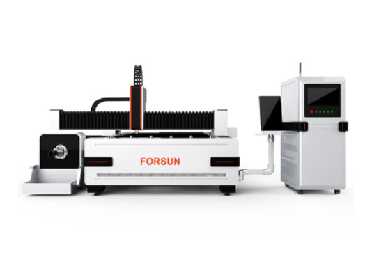 CUTTING Closed Type CNC Laser Cutting Machine Fiber Laser Machine
